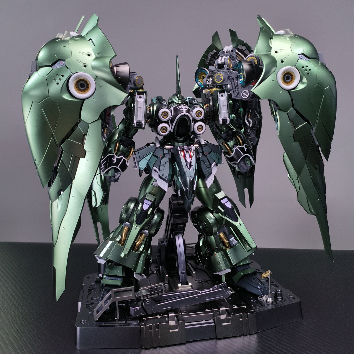 Axis Model Works Osiris Dominator — Emerald Leviathan